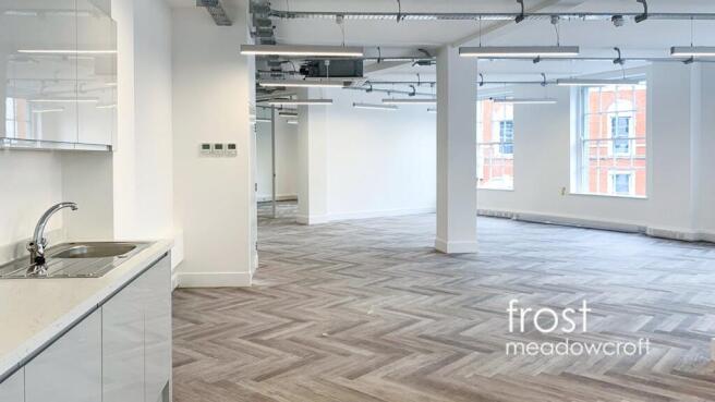 Braodway Studios 20 Hammersmith Broadway W6 offi