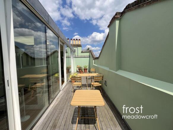 Addison Avenue Roof Terrace.jpg