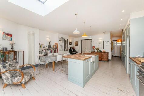 Crescent Rise, London, N22