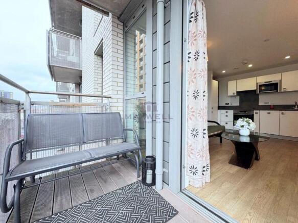 For sale studio, SE1