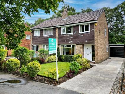 Birkdale Drive, Alwoodley, Leeds, LS17 7RU