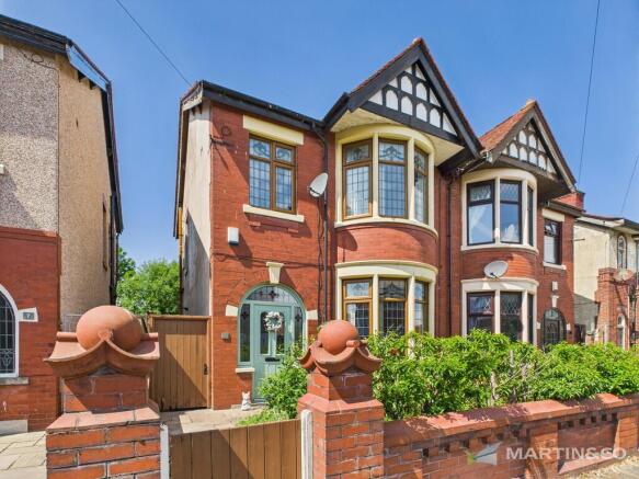 CAM02318G0-PR0473...