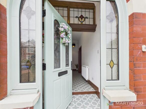 CAM02318G0-PR0473...