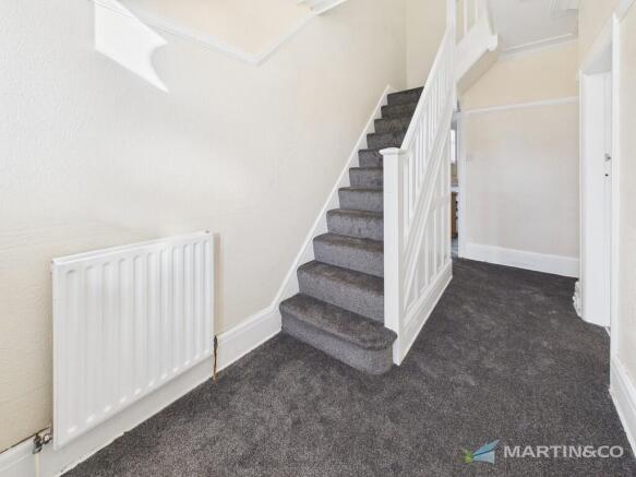 CAM02318G0-PR0585...