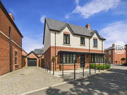 Clinton Crescent, Coton House Estate, Rugby