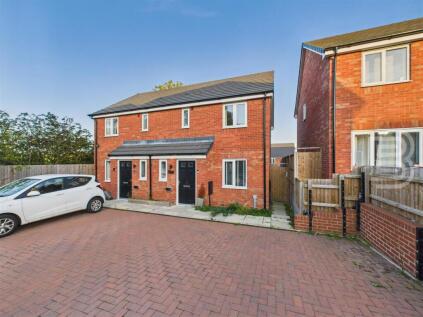 Vervain Drive, Coton Park, Rugby