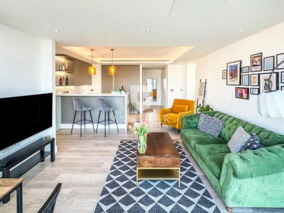 Living Room / Kitchen