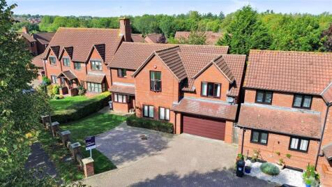 Linceslade Grove, Loughton, Milton Keynes