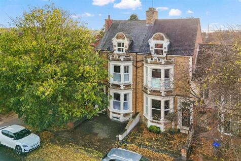 Kingsthorpe Grove, Northampton