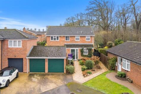 Pevensey Grove, Flitwick