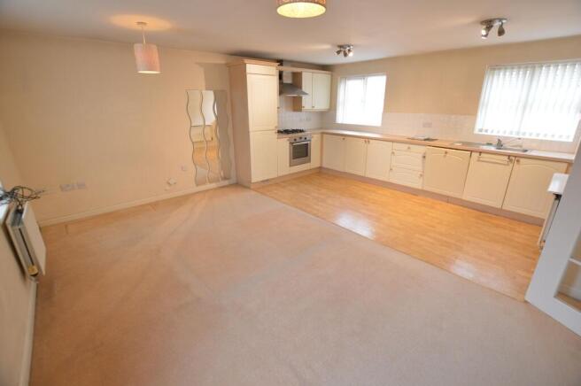 Living dining kitchen