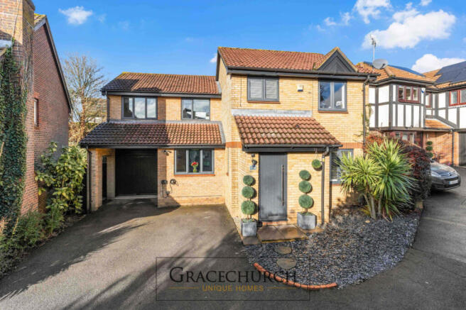 4 Bedroom Detached Home for Sale