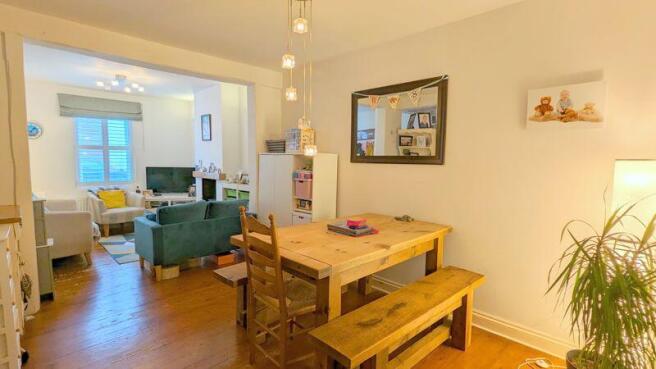 LIVING/DINER