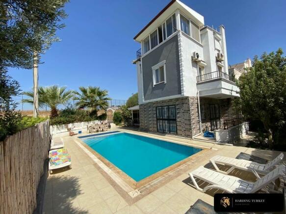 3 bedroom detached house for sale in Altinkum, Didim, Aydin, Turkey