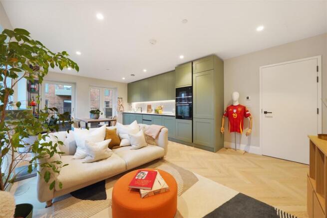 Apartment 26, 31 Royal Engineers Way - Py8jvBRg4q1