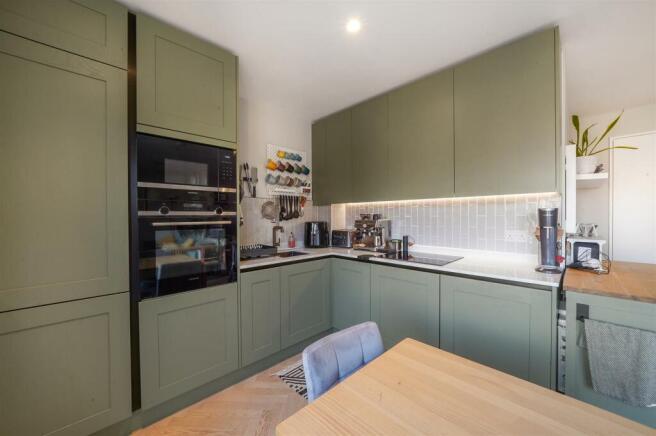 Apartment 28, 4 Explorer Way - Bcm7zFdi0IRZPWsuQ9g