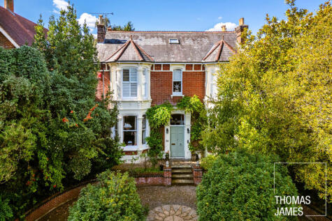 St. Cross Road, Winchester, SO23