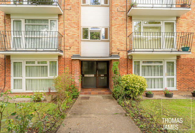 Windsor Court, two bedroom flat