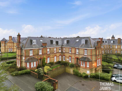 Banting Drive, Winchmore Hill, N21