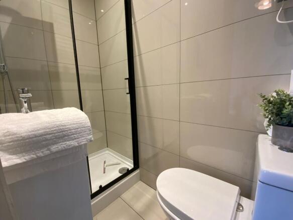 Bedroom 2 Ensuite
