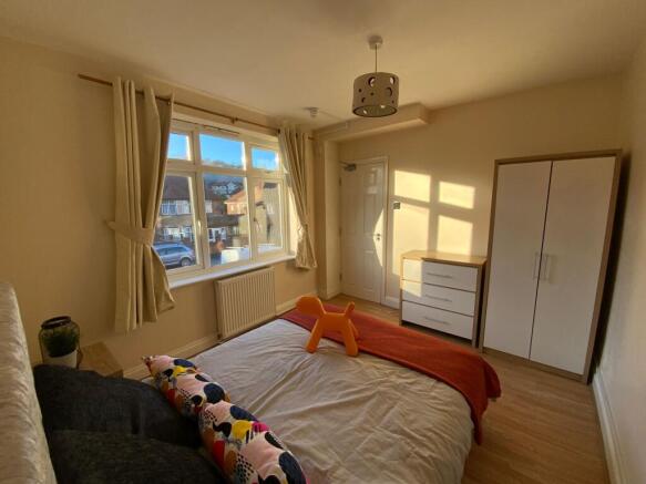 Photo 3
