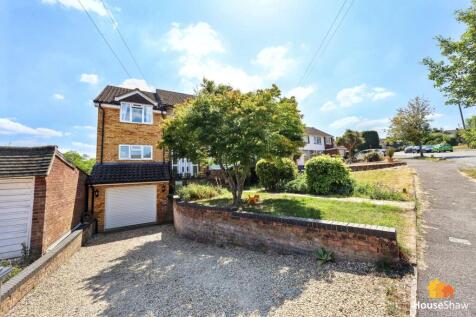 2 Properties in 1! Telford Way, High Wycombe, HP13 5ED