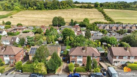 Glenister Road, Chesham, HP5