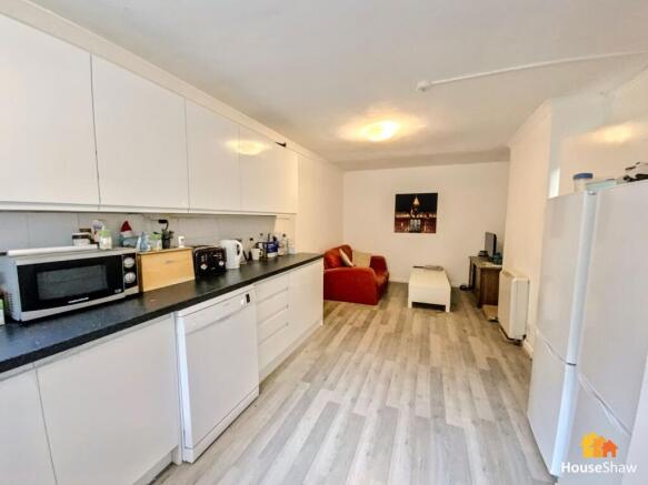 Kitchen/Living Room