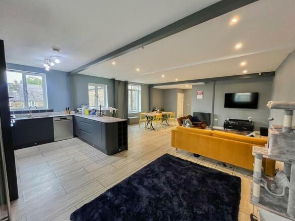 Open Plan Living Kitchen Area