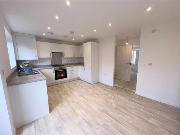 03 KitchenDiner.jpeg