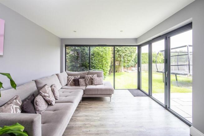 Garden Room 01.jpg