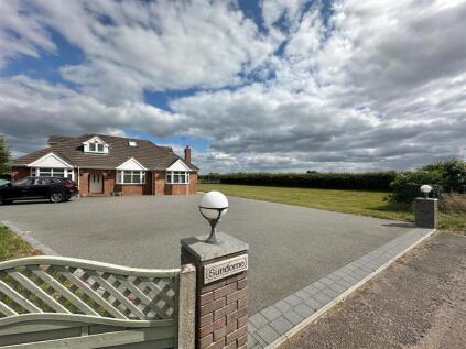 Whitchurch Road, Broomhall, Cheshire