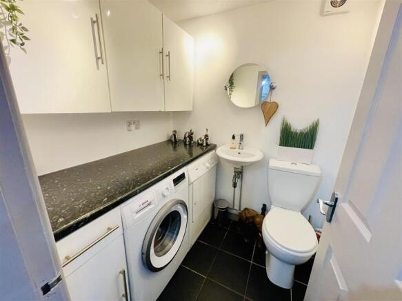 Utility Room/WC