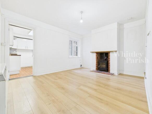 CAM04332G0-PR0595...