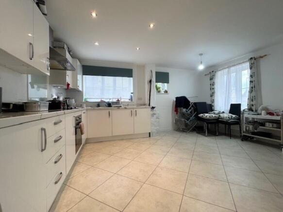 KITCHEN.2