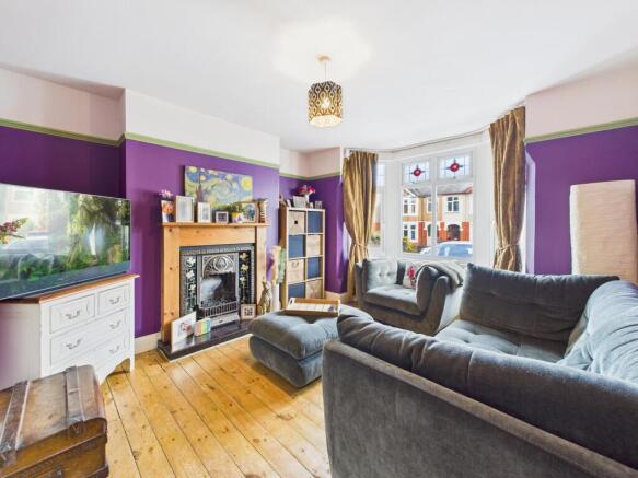 CAM05192G0-PR0170-STILL001