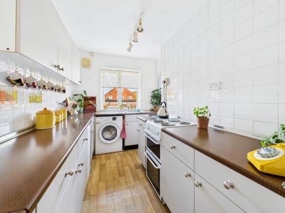 CAM05192G0-PR0169-STILL005