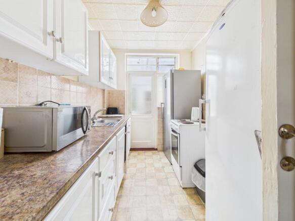 CAM05192G0-PR0173-STILL001