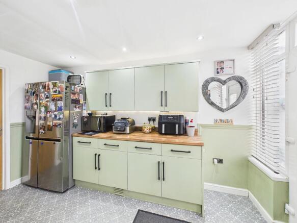 CAM05192G0-PR0200-STILL005