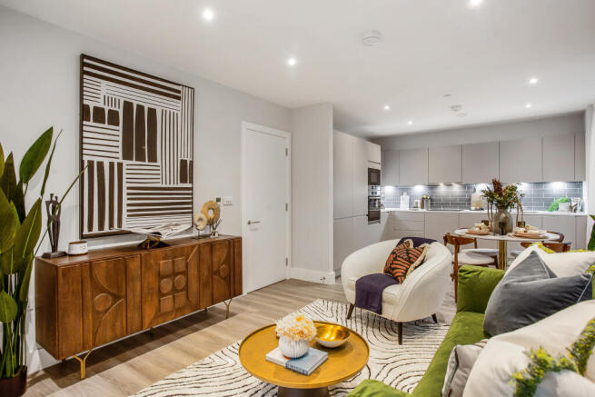 69804_Show-Flat-Heathside (3).jpg