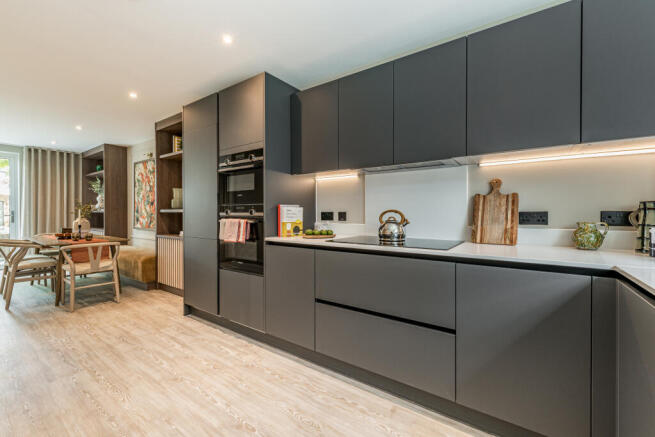 North Gate Park Plot 2 The Ash SH Kitchen To us...