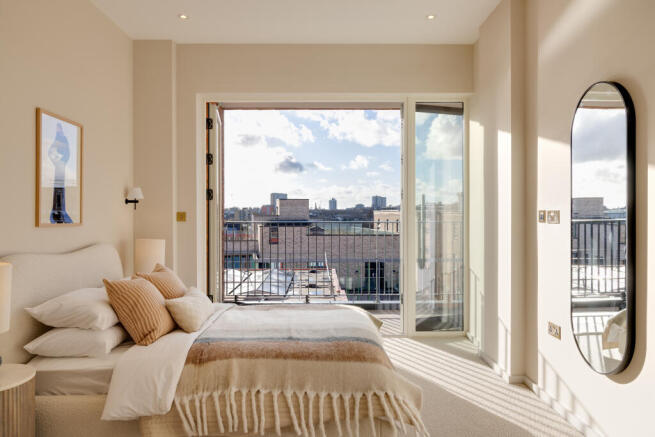 The Tipton 25(Penthouse)-16.jpg