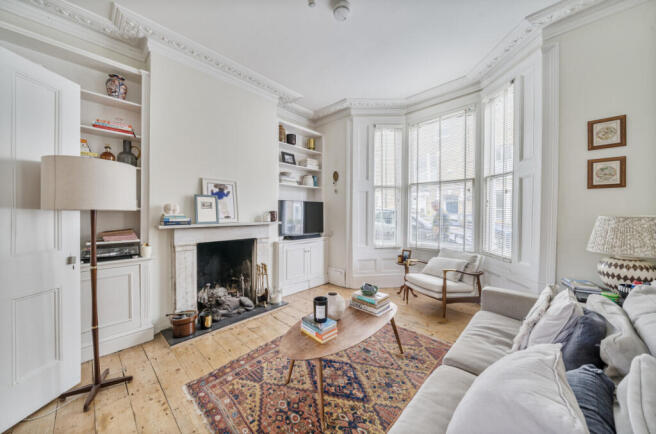 1329290-7-687f625...