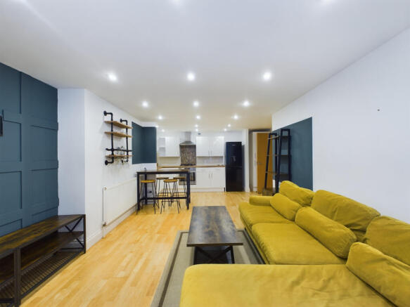 Welcome to Seaview Apartments