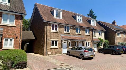 Hunters Place, Hindhead, Surrey, GU26