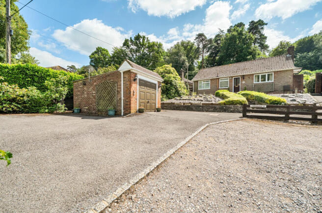 1309766-1-68501d8...