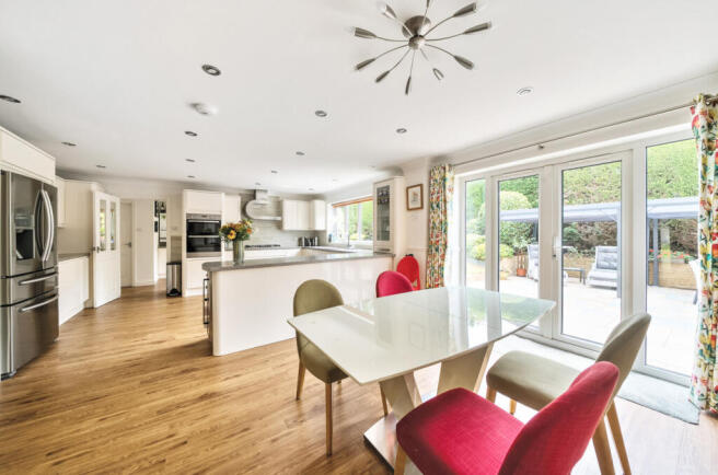 1331533-15-688925...