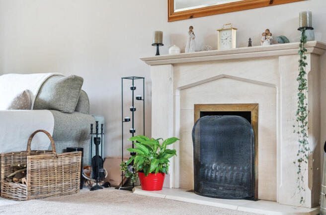 1333224-25-6890c4...