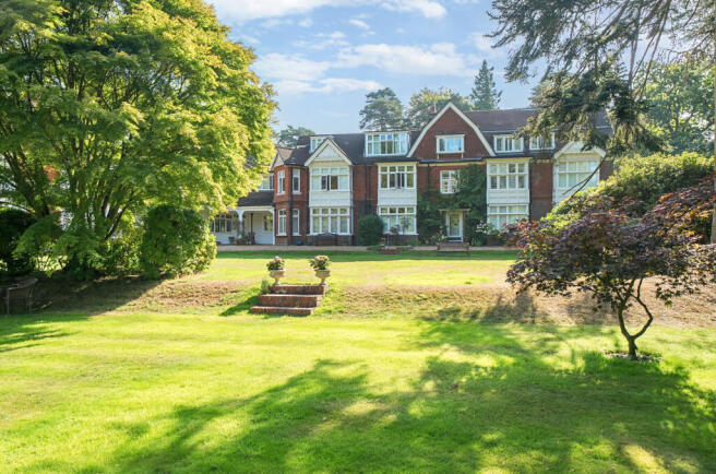 1334632-14-689b09...