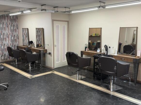 processed-AAFFF3B4-C4CF-4E01-9DB3-16B016396856.jpe